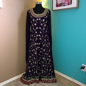 PAKISTANI DESIGNER 3 PIECE SUIT